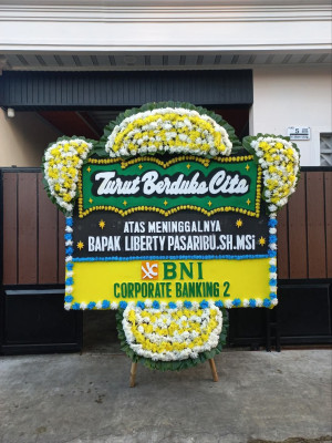 Papan Bunga Duka di Batulo